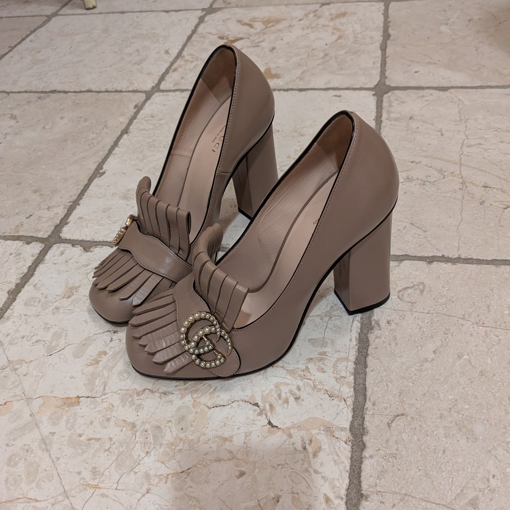 Rare Gucci Tan Heels with double G pearl Buckles.